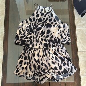 Impeccable pig cheetah Print Romper🐆